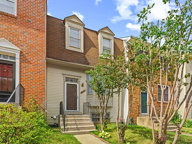 2820 Mozart Dr — Photo 17