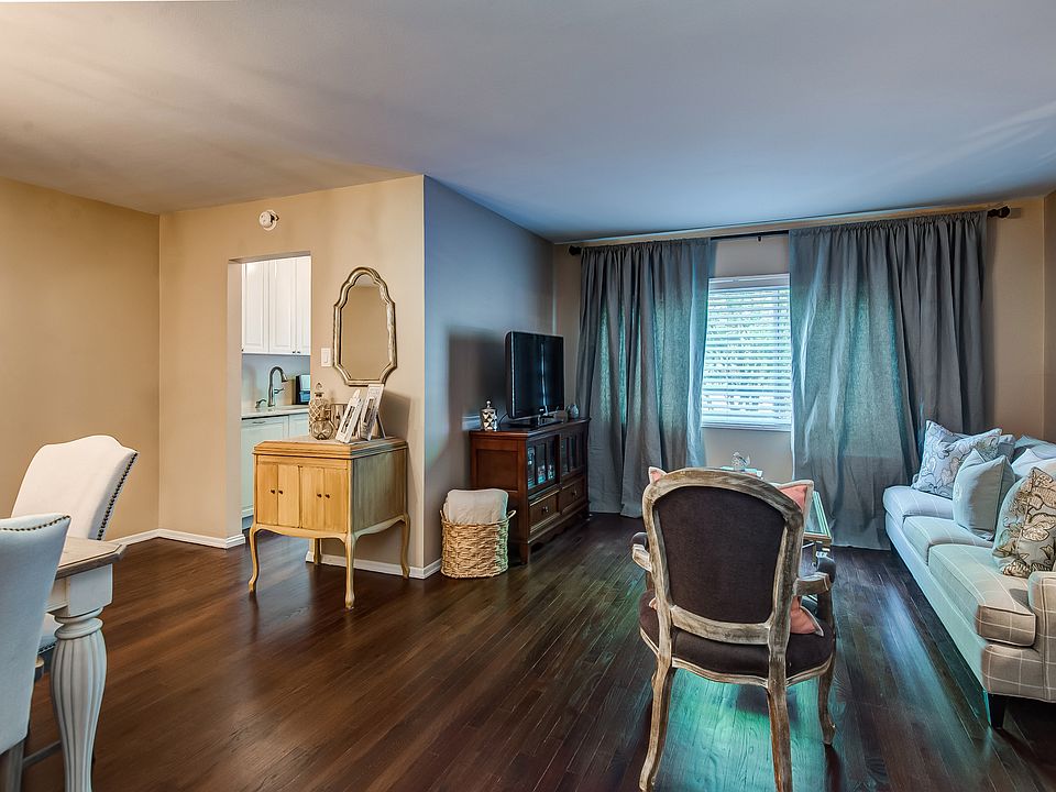1st image of 200 Lexington Ave APT 3C