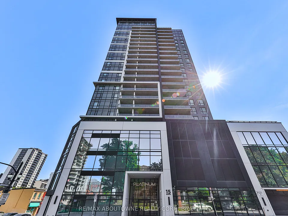 15 Queen St S #1806