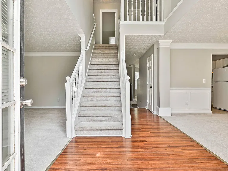 12450 Lakeside Pkwy — Photo 2