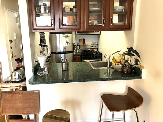 Rented by Meraki Realty LLC | media 11