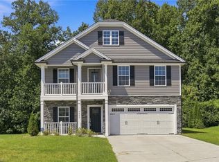 3687 Hayfield Ct, Thomasville, NC 27360