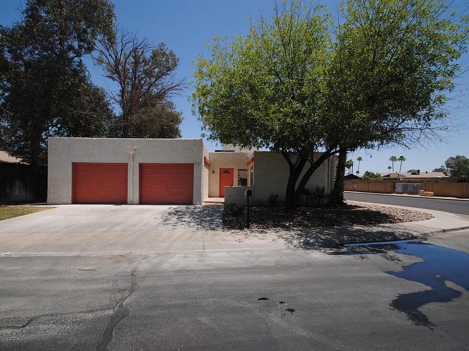 1st image of 4902 W Puget Ave