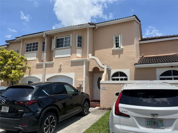 3901 SW 153rd Ct, Miami, FL 33185