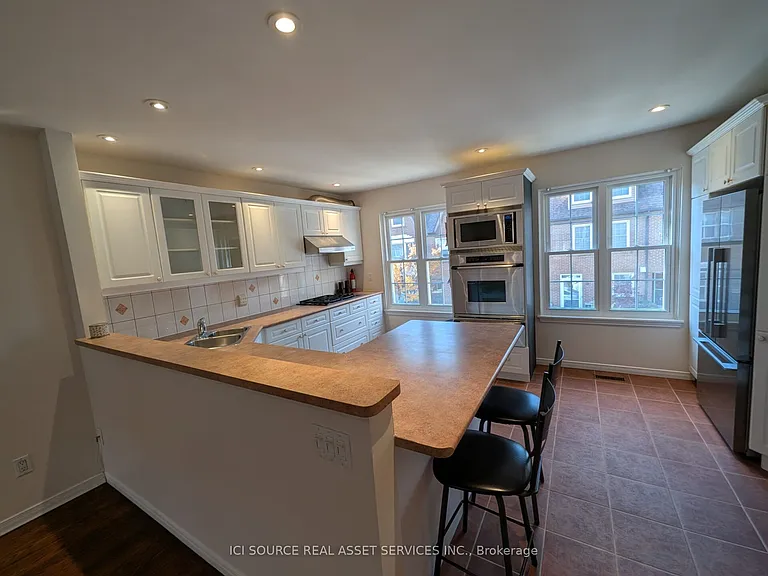 17 Douville Ct — Photo 6