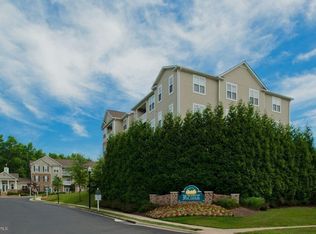 215 Somerset Bay Dr #306, Glen Burnie, MD 21061