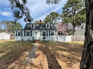 206 Park Manor Rd, Portsmouth, VA 23701