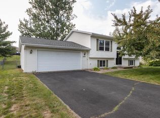 2506 Pointe Rd, Weston, WI 54476