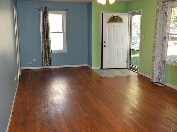 5th image of 140 S Lincoln Ave