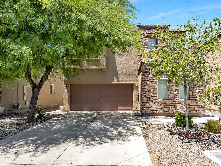 2279 Autumn Fire Ct — Photo 1