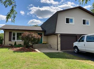 6245 Arcadia Dr, Tinley Park, IL