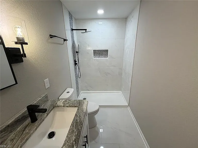 421 Morrison Ave — Photo 17