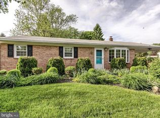 24 Andes Dr, Mechanicsburg, PA 17055