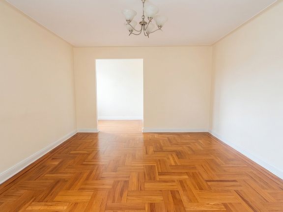 2nd image of 2147 E 17th St #64