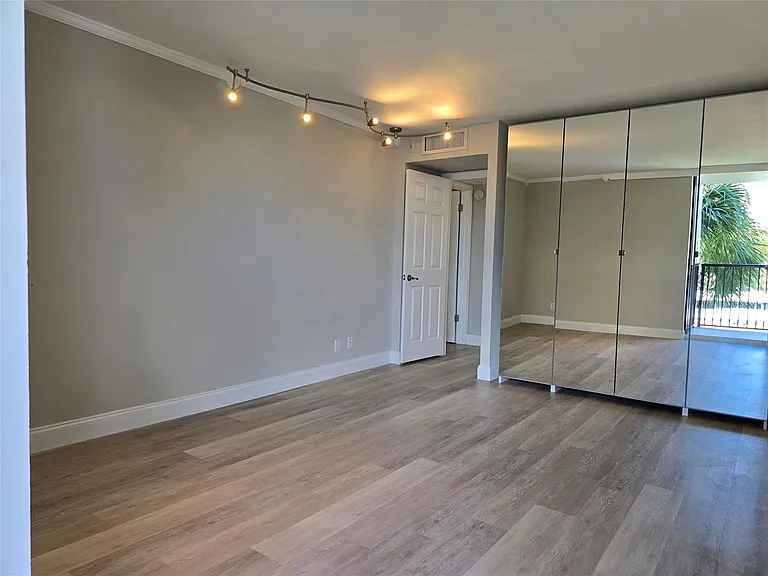 1350 River Reach Dr — Photo 7