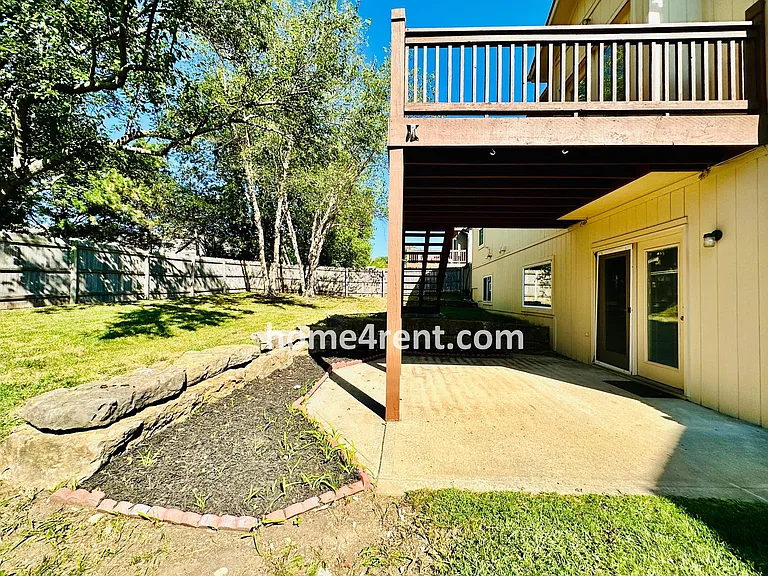 14236 W 153rd St — Photo 39