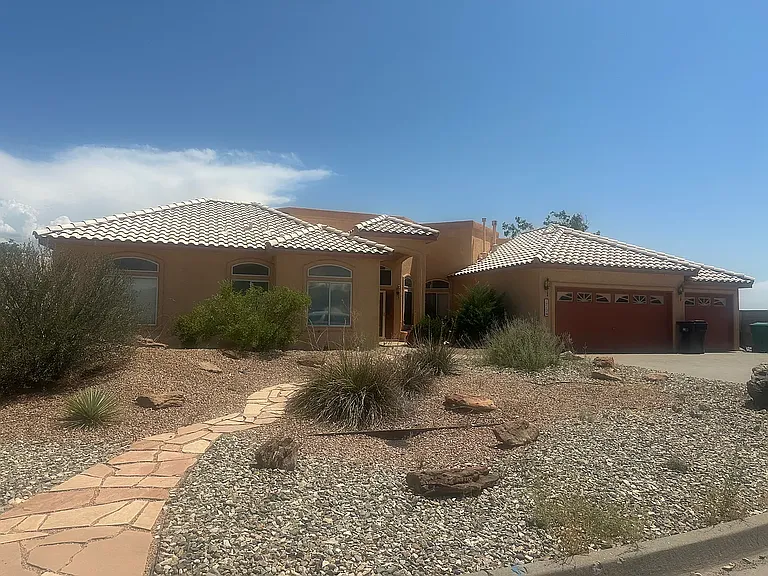 1712 Black River Ct NE — Photo 1