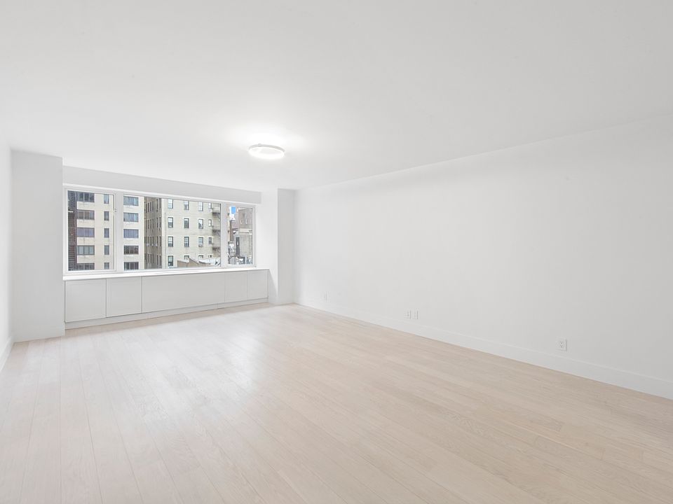 1st image of 920 Park Ave #9D