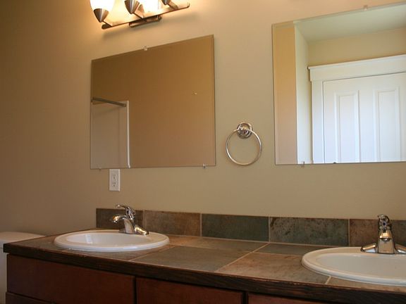 2nd image of 535 Alder Ct