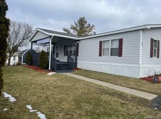 2500-37 Mann Rd, Clarkston, MI 48346