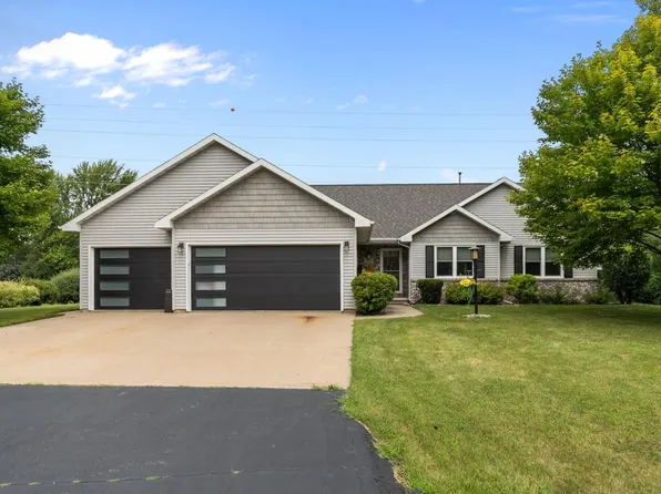 2862 Raddison Ave, Oshkosh, WI 54904