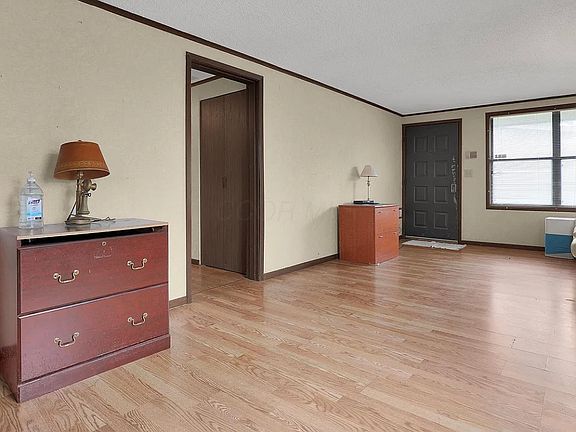 3rd image of 5834 Leafapple Ln