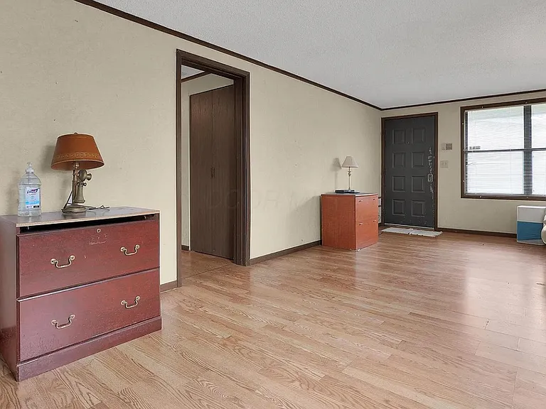 5834 Leafapple Ln — Photo 3