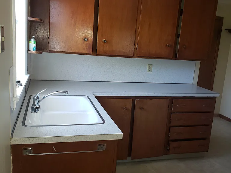 161 Cowesett Ave #3 — Photo 7