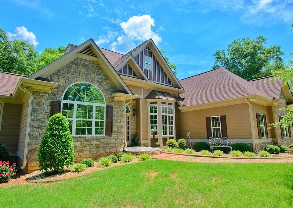 2nd image of 100 Zachary Dr