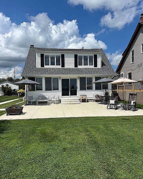 5637 Pointe Tremble Rd, Algonac, MI 48001 | Zillow