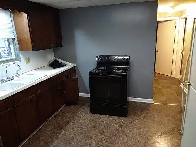 45 W Stiegel St — Photo 1