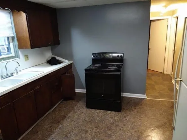 45 W Stiegel St, Manheim, PA 17545