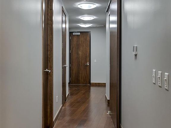 2nd image of 1308 Jackson St Suite 313