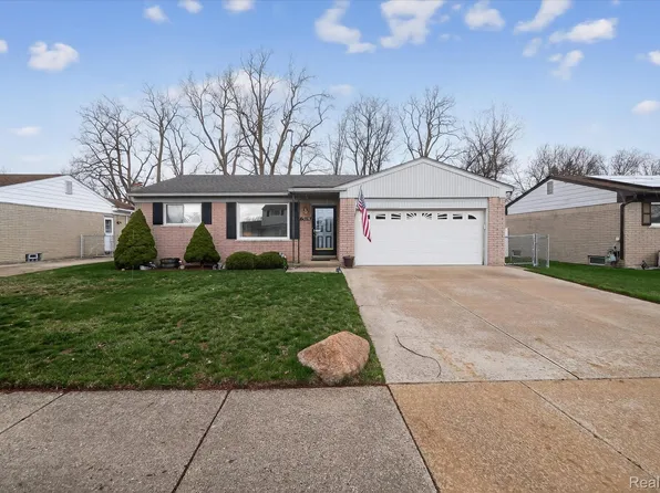 25046 Chestnut St, Taylor, MI 48180