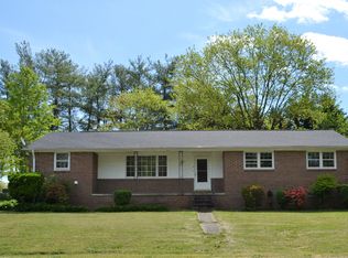 6 Brighton Ln, Taylors, SC 29687