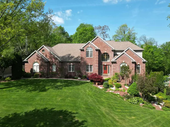 6644 Hillsgate Ct, Newburgh, IN 47630