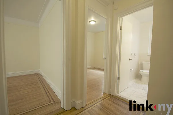 Rented by Link NY Realty | media 29