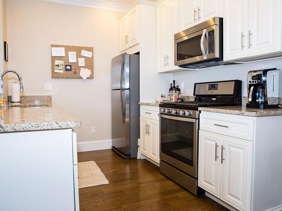 1st image of 20 Englewood Ave #110