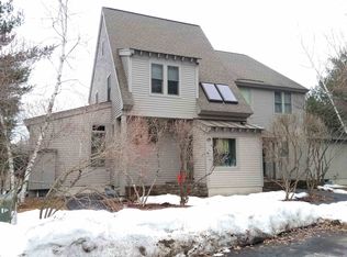 31 Catamount Rd #B, Hartford, VT 05047