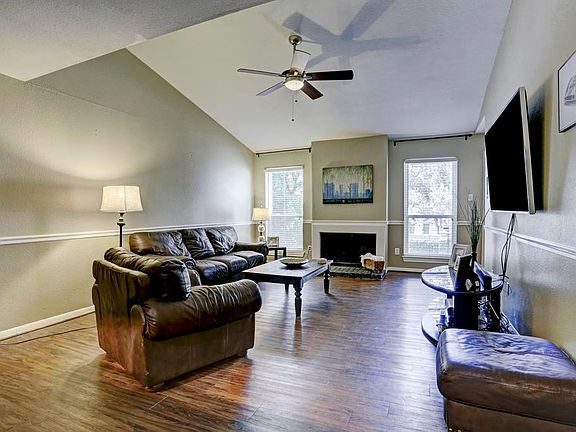3rd image of 1201 Bering Dr APT 108