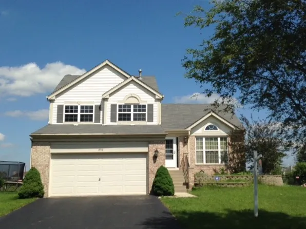 1556 Parkside Dr, Bolingbrook, IL 60490