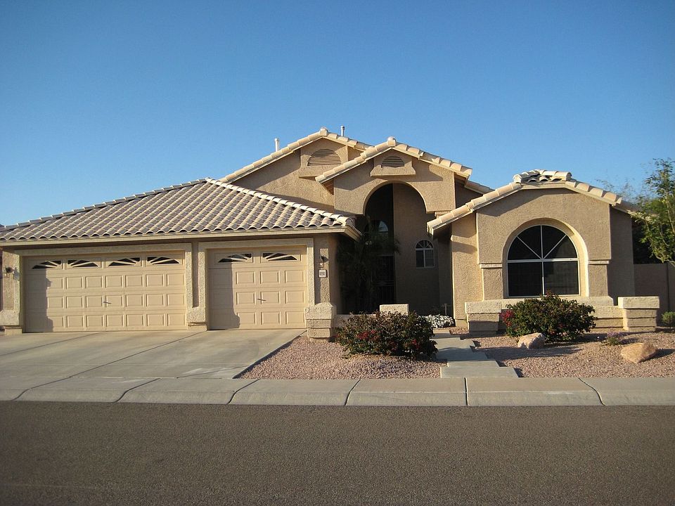 1st image of 1090 W Larona Ln