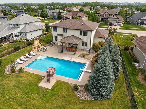 4th image of 7028 Northwood Dr