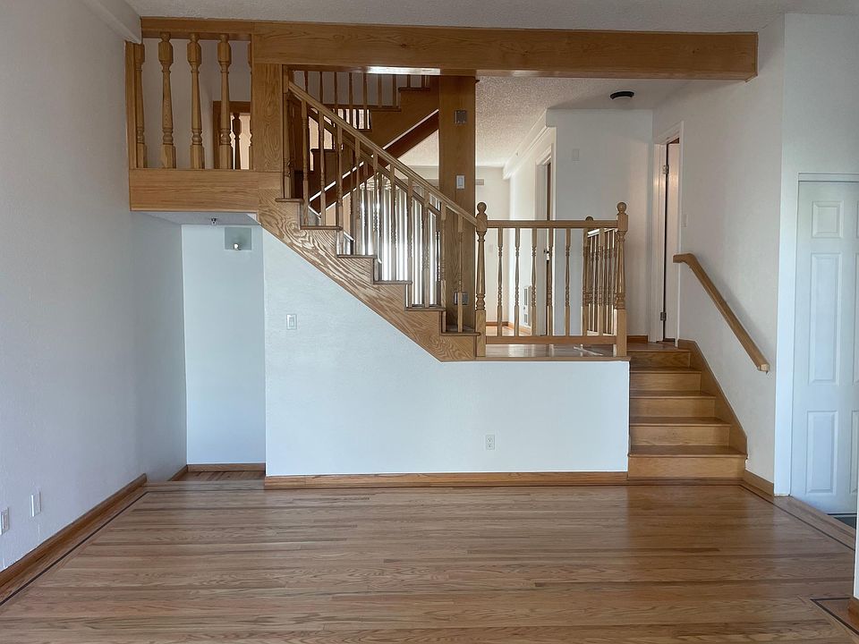 1st image of 343 Philip Dr #5