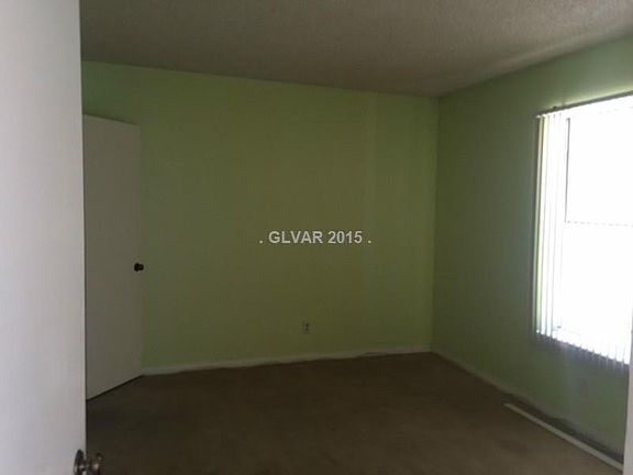 3rd image of 3823 S Maryland Pkwy Unit F6