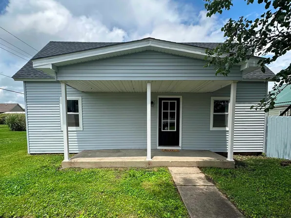360 C St NE, Linton, IN 47441