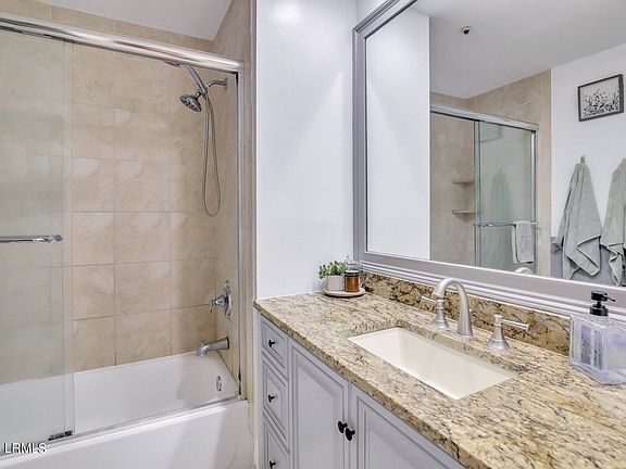 5th image of 50 Yacht Cove Drive #422