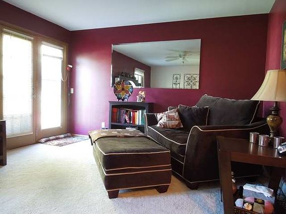 2nd image of 104 Williamsburg Way Ct #104