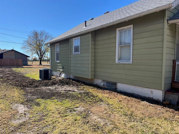 603 E 6th St, La Crosse, KS 67548