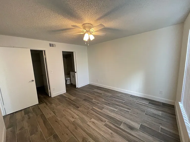2190 Arbour Walk Cir #2216 — Photo 11
